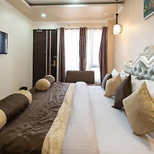 Bed & Breakfast Shree Ganesha Palace Near Kashi Vishwanath Temple, Varanasi